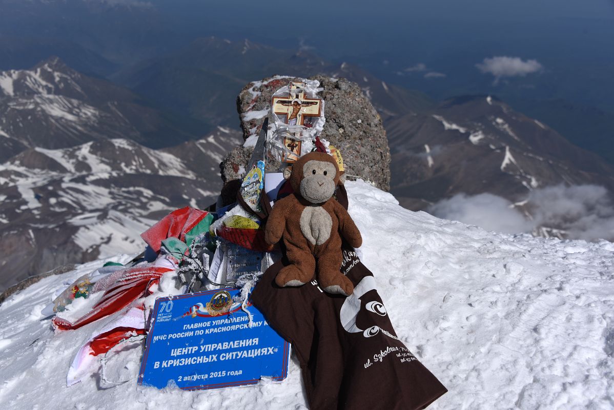 11D Dangles On The Mount Elbrus West Main Peak Summit 5642m